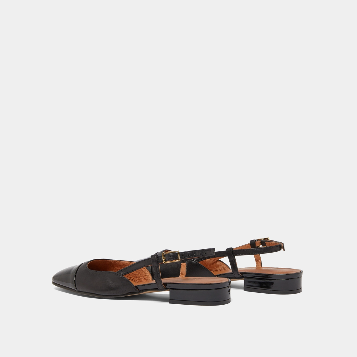 Ballerines slingbacks en vernis et cuir noir | DHAPOU | Jonak