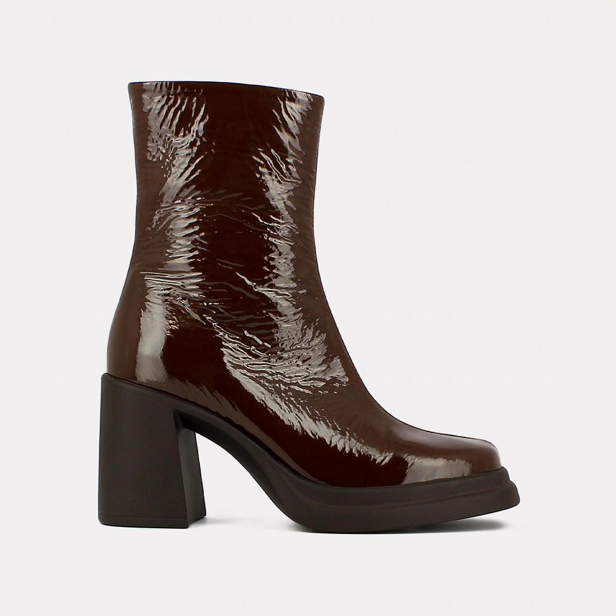 Boots à bouts carrés et plateformes en vernis plissé marron | PALETTE | Jonak