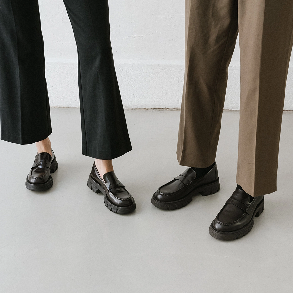 Mocassins à semelles crantées en cuir glacé marron | DIAQ | Jonak