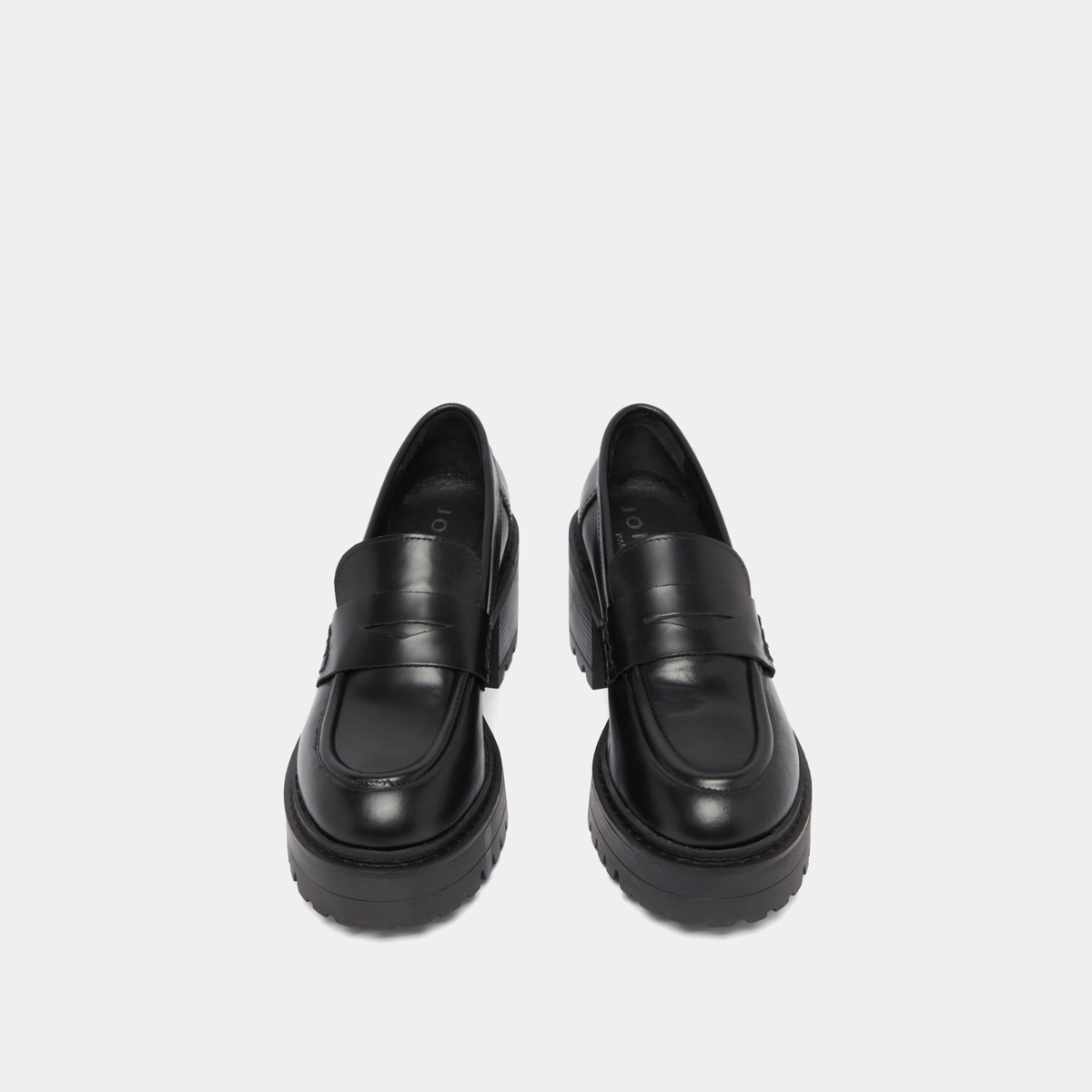 Mocassins à talons et semelles crantées.... en cuir glacé noir | RHUM | Jonak