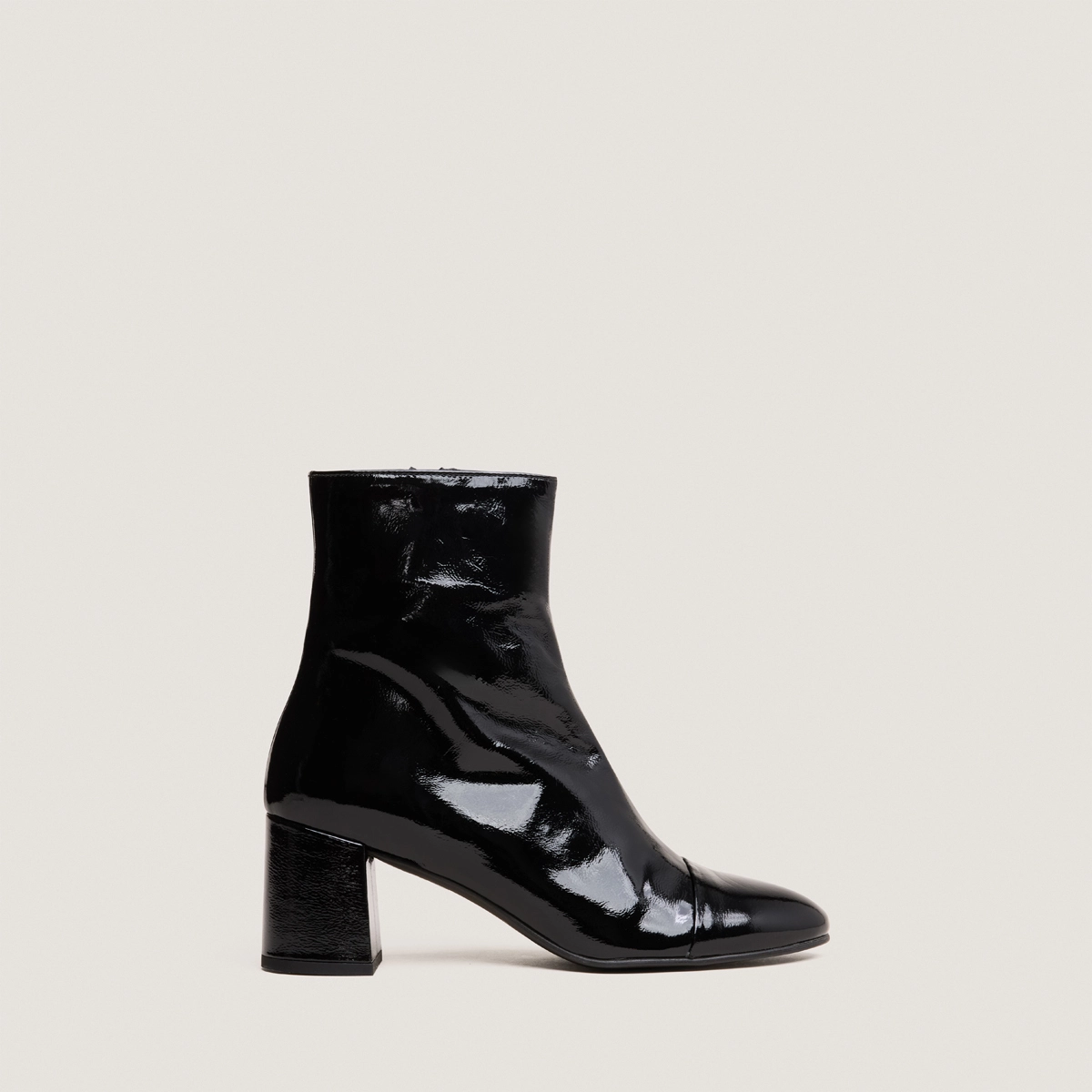 Bottines à talons en vernis plissé noir | DONIAMA | Jonak