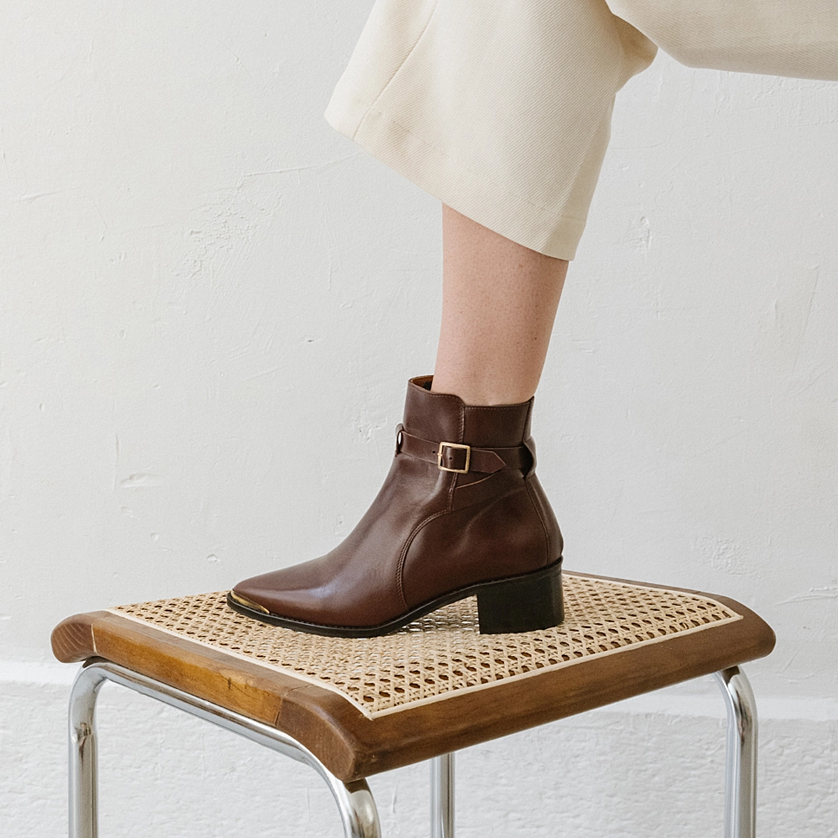 Boots à bouts pointus en cuir marron | ARGAN | Jonak