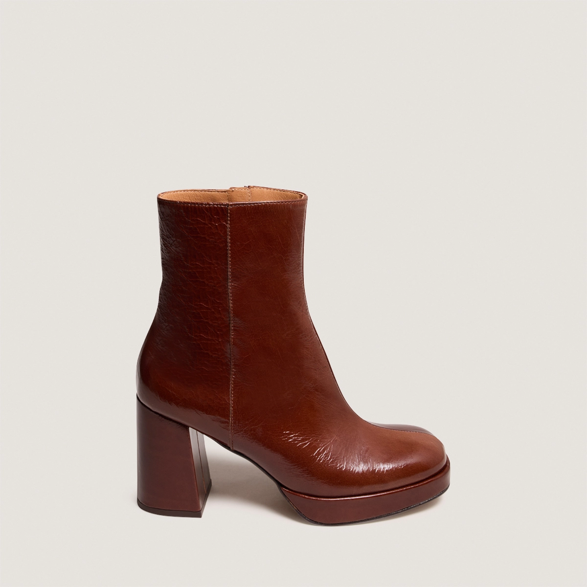 Bottines à plateformes et bouts carrés en cuir brillant marron | VORIS | Jonak