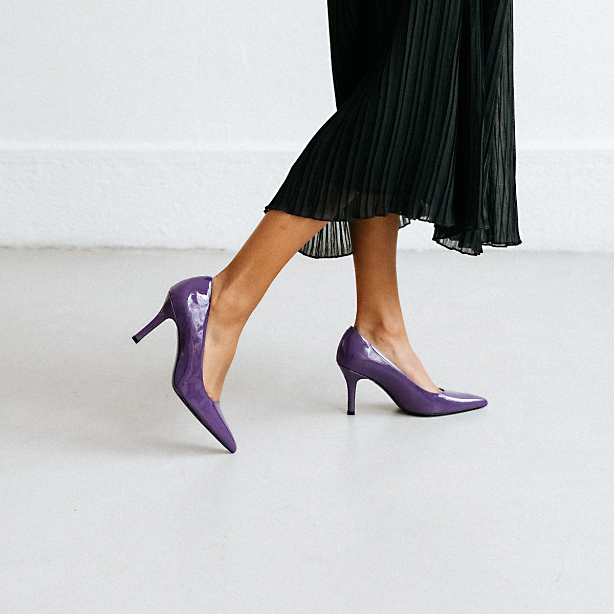 Escarpins à bouts pointus en cuir verni violet | DINERO | Jonak