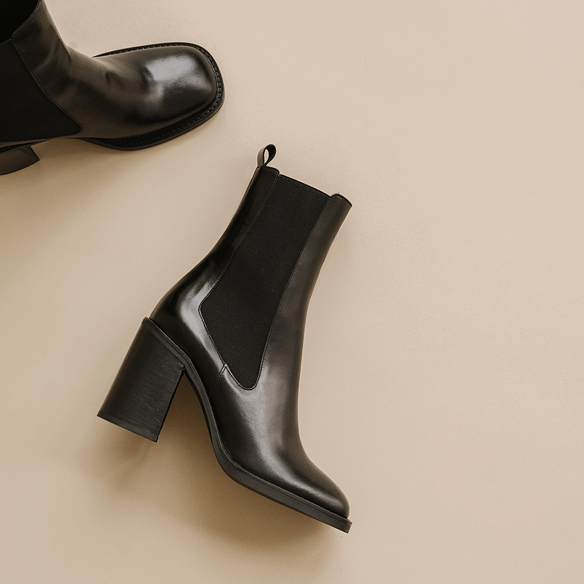 Bottines à talons et bouts carrés en cuir noir | DALLANT | Jonak