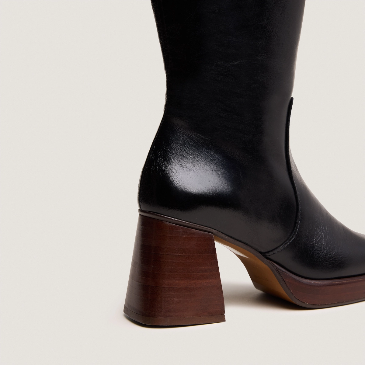 Bottes à plateformes en cuir vieilli noir taille mollet M | BETINA | Jonak