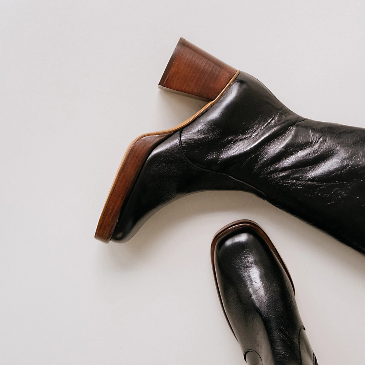 Bottes à plateformes en cuir vieilli noir taille mollet M | BETINA | Jonak
