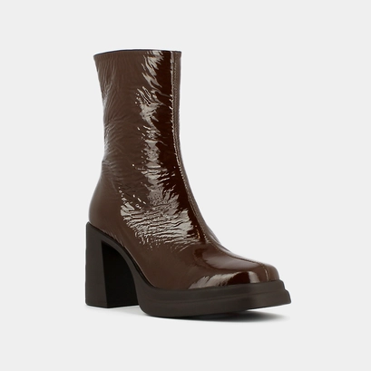 Boots &agrave; bouts carr&eacute;s et plateformes en vernis pliss&eacute; marron | PALETTE | Jonak