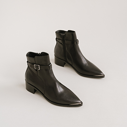 boots bouts pointus