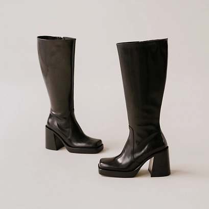Bottes hautes &agrave; talons &eacute;pais et bouts ca... en cuir noir taille mollet M | BONBON
