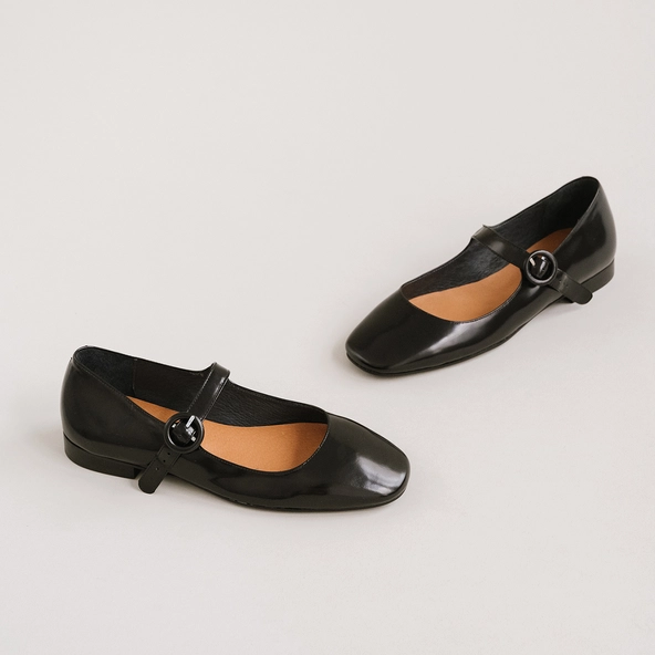 Ballerines à bouts carrés en cuir glacé noir | DAURINE | Jonak