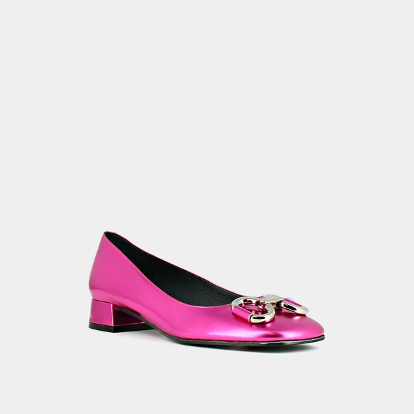 Ballerines à talons plats et mors en cuir metallisé fushia | DOSTON | Jonak