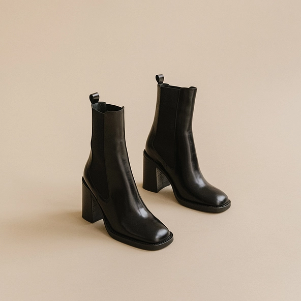 Bottines à talons et bouts carrés en cuir noir | DALLANT | Jonak