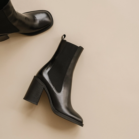 Bottines à talons et bouts carrés en cuir noir | DALLANT | Jonak
