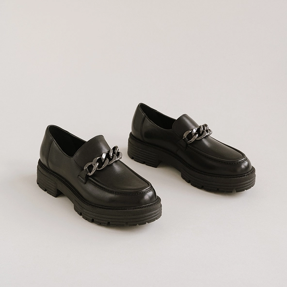 Mocassins &agrave; chaines et semelles crant&eacute;es... en cuir noir | ANTONY | Jonak