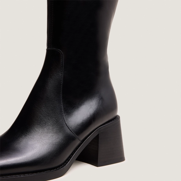 Bottes à talons épais et bouts carrés en cuir noir | DIOU | Jonak