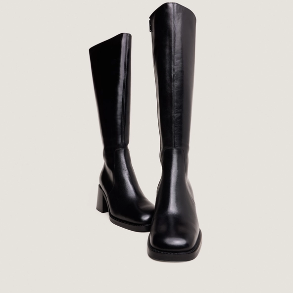 Bottes à talons épais et bouts carrés en cuir noir | DIOU | Jonak