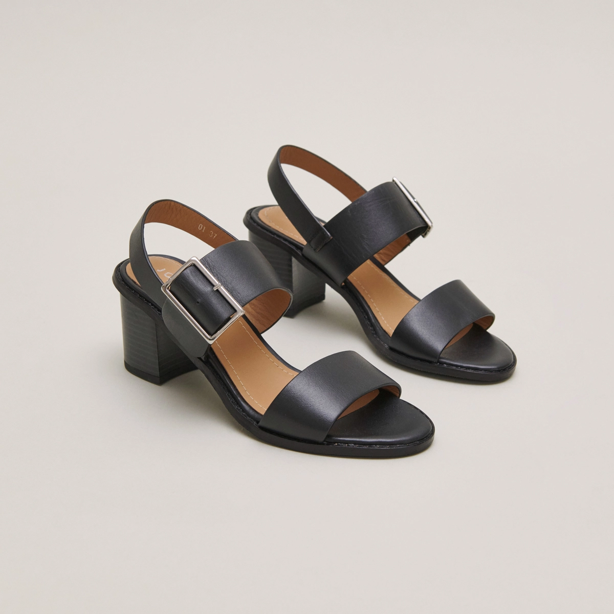 Sandales à talons et brides en cuir noir | ACRE | Jonak