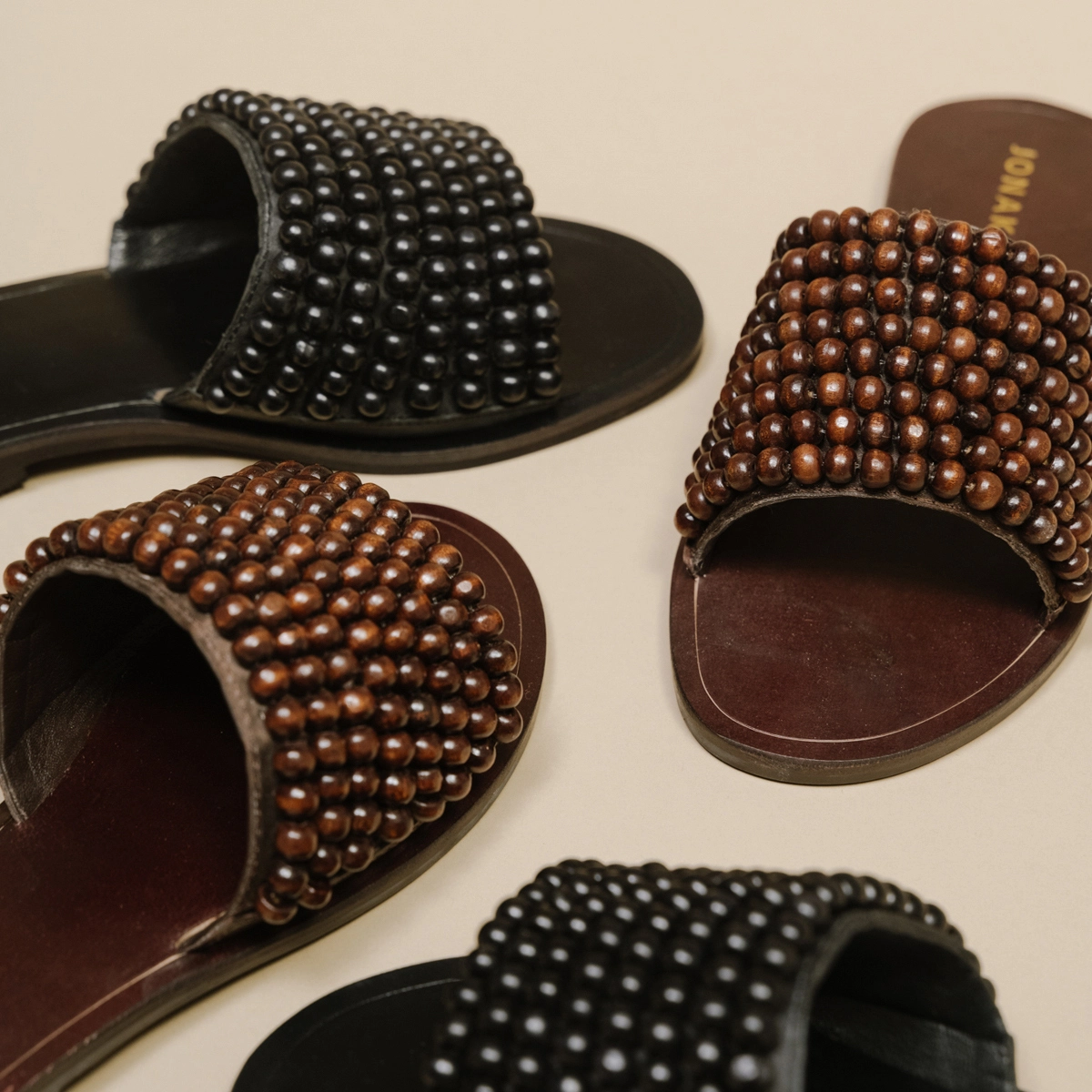 Mules à perles en cuir marron | WALK | Jonak