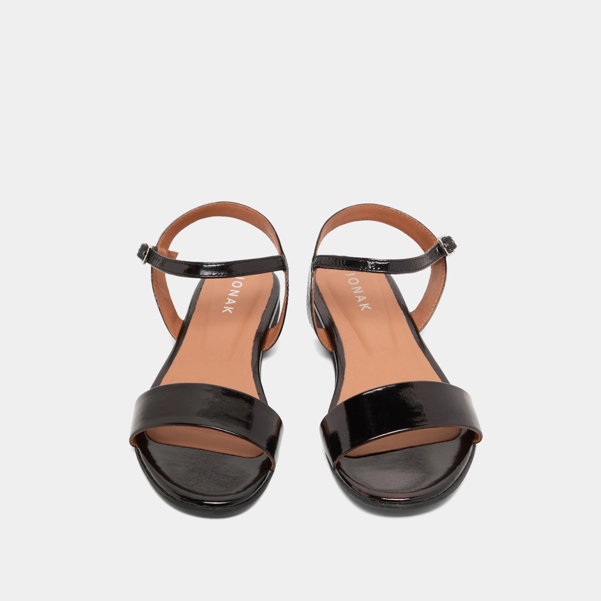 Sandales en vernis noir | WAGRAM | Jonak