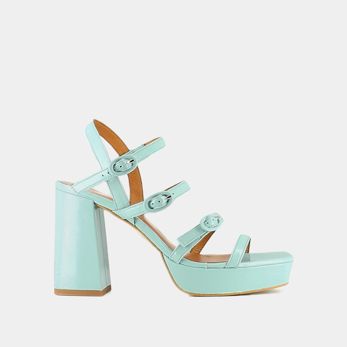 Sandales &agrave; brides et bouts carr&eacute;s en vernis pliss&eacute; turquoise | VALENS | Jonak