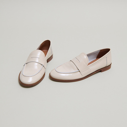 Mocassins à bouts ronds en vernis plissé écru | THELMA | Jonak
