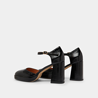 Babies à talons et bouts carrés en cuir brillant noir | VERO | Jonak