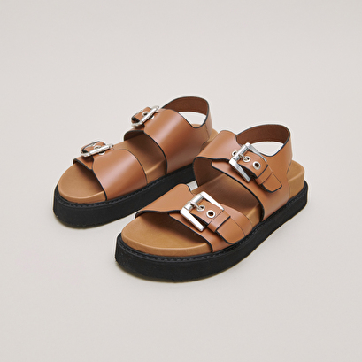 Sandales à double boucles en cuir glacé cognac | LAGO | Jonak