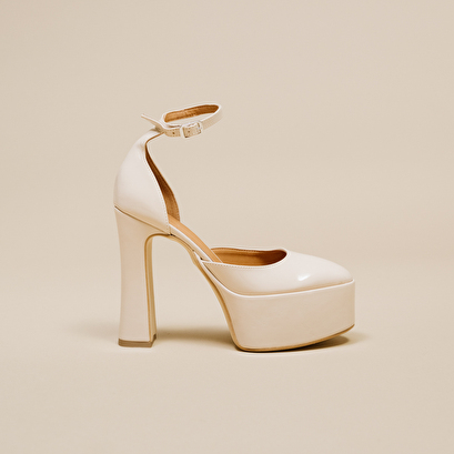Babies à talons et plateformes en vernis beige | JENNY | Jonak