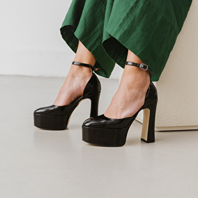 Babies à talons et plateformes en vernis noir | JENNY | Jonak