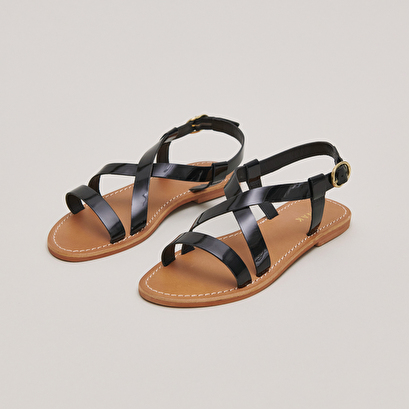Sandales à brides croisées en vernis noir | WIAM | Jonak