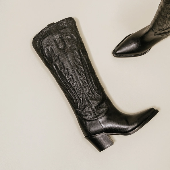 Bottes à talons épais et surpiqures apparentes en cuir grainé noir | DILO | Jonak