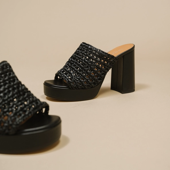 Mules ajourées à plateformes en raphia noir | JULIETTE | Jonak