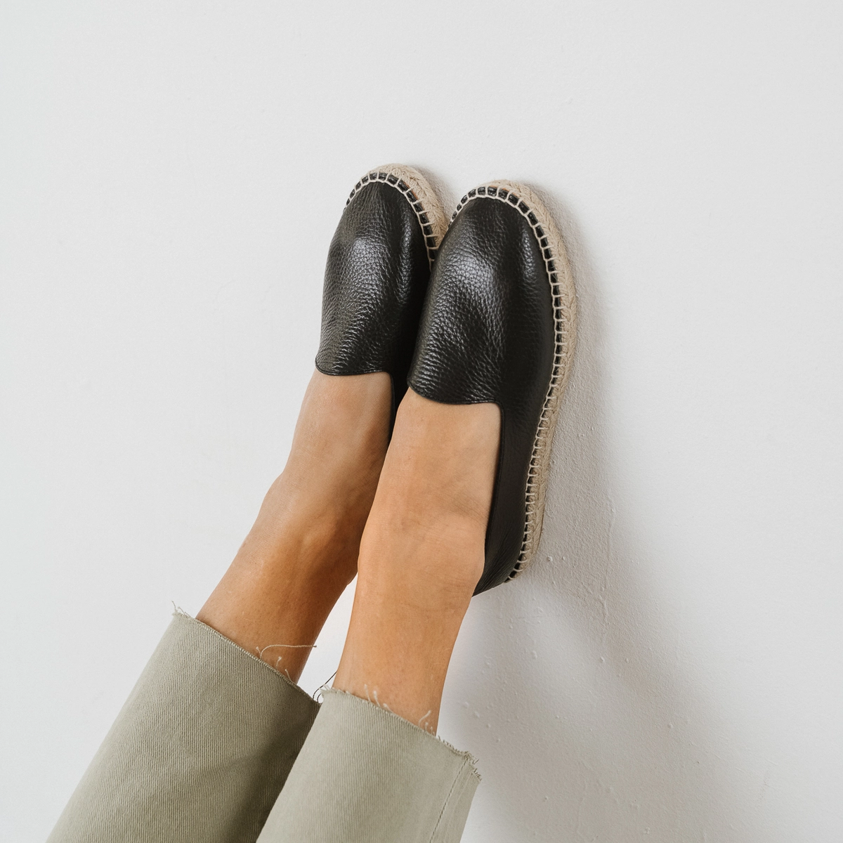 Espadrilles en cuir grainé noir | MAX | Jonak