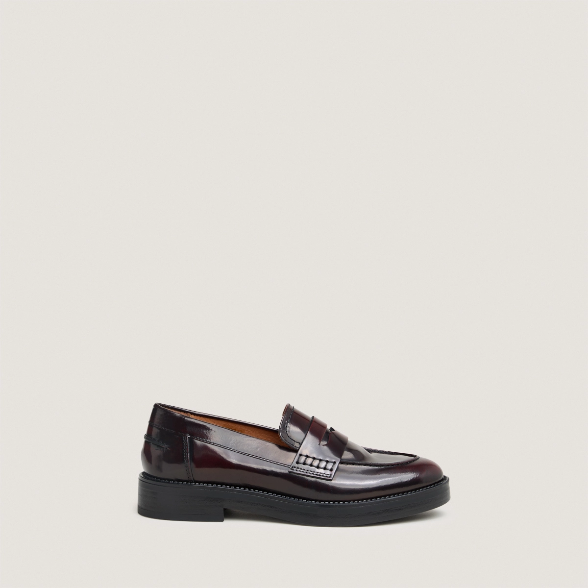 Mocassins à bouts ronds en cuir patiné bordeaux | MIRNA | Jonak