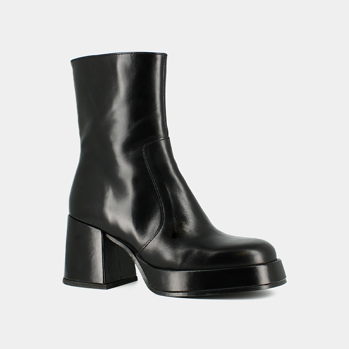 Bottines &agrave; talons et bouts carr&eacute;s en cuir noir | BALDWIN | Jonak