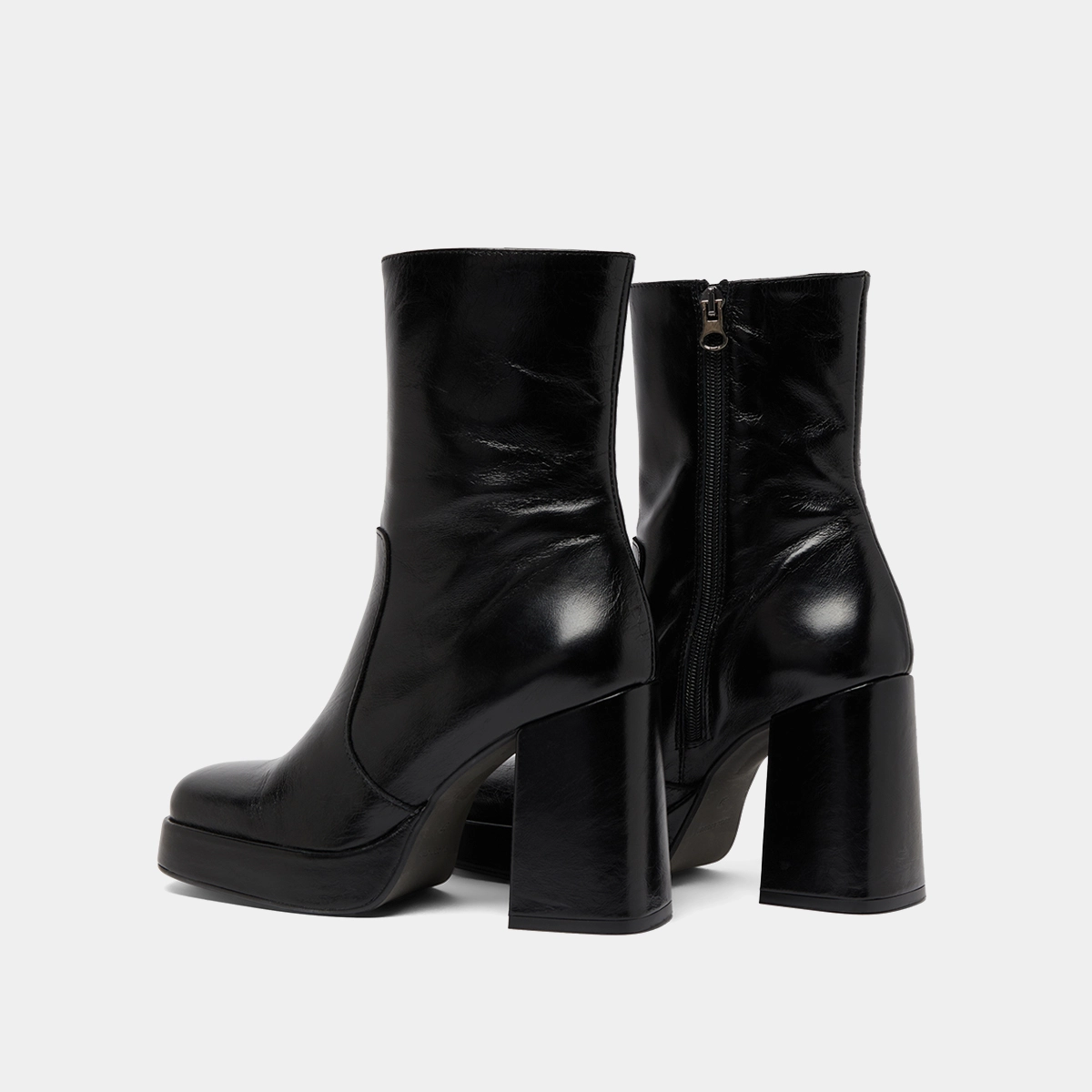 Bottines à talons et bouts carrés en cuir vieilli noir | BEN | Jonak