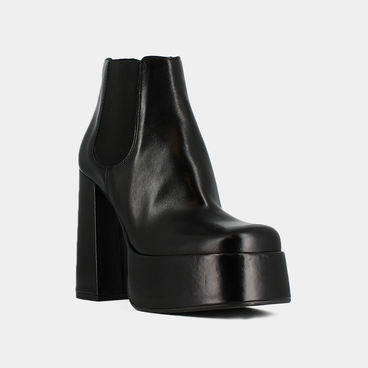 Boots à plateformes et bouts carrés en cuir noir | BOB | Jonak