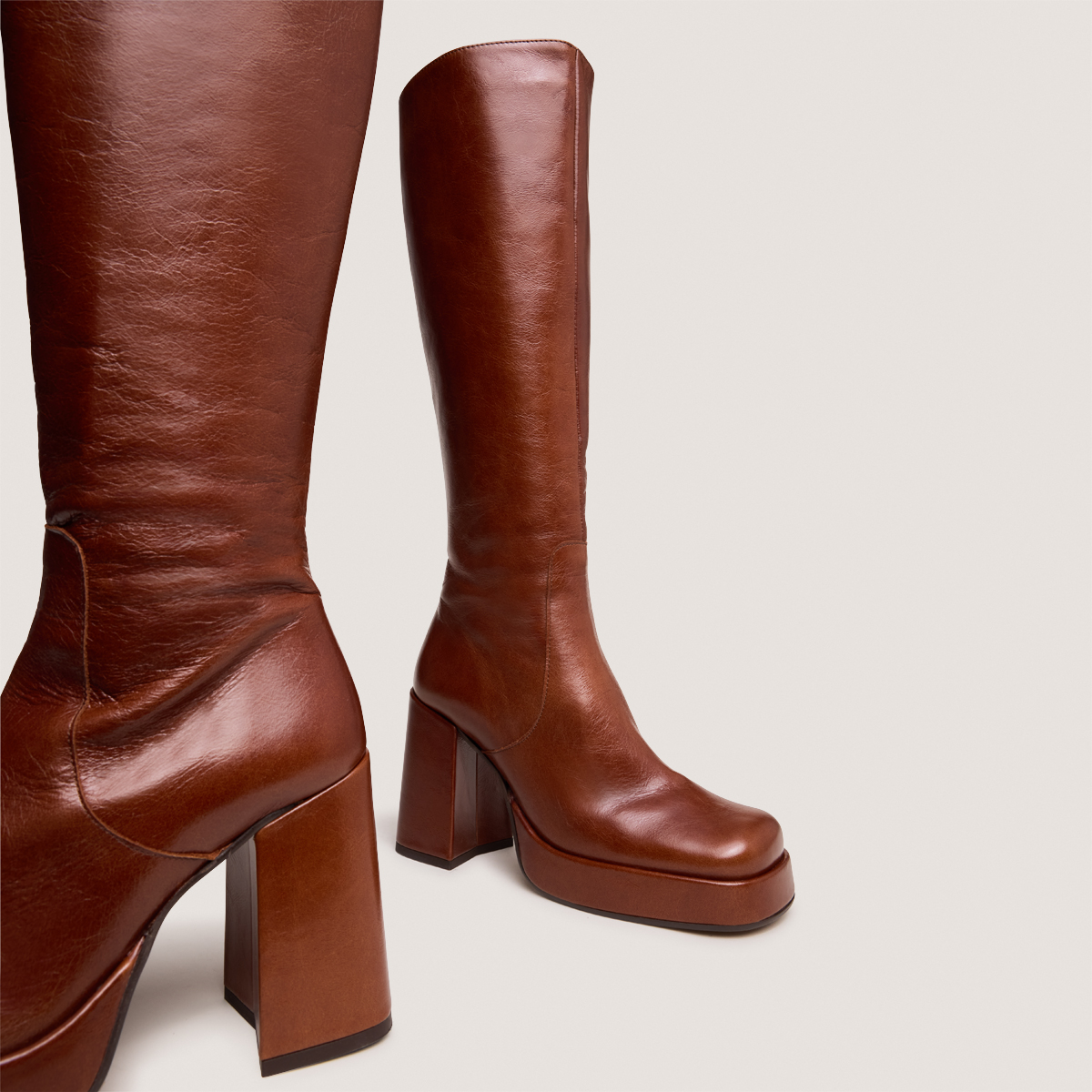 Bottes Nine West En Cuir Vieilli Marron Taille 38 - Style Chelsea à Petit Talon - Occasion Très Bon état