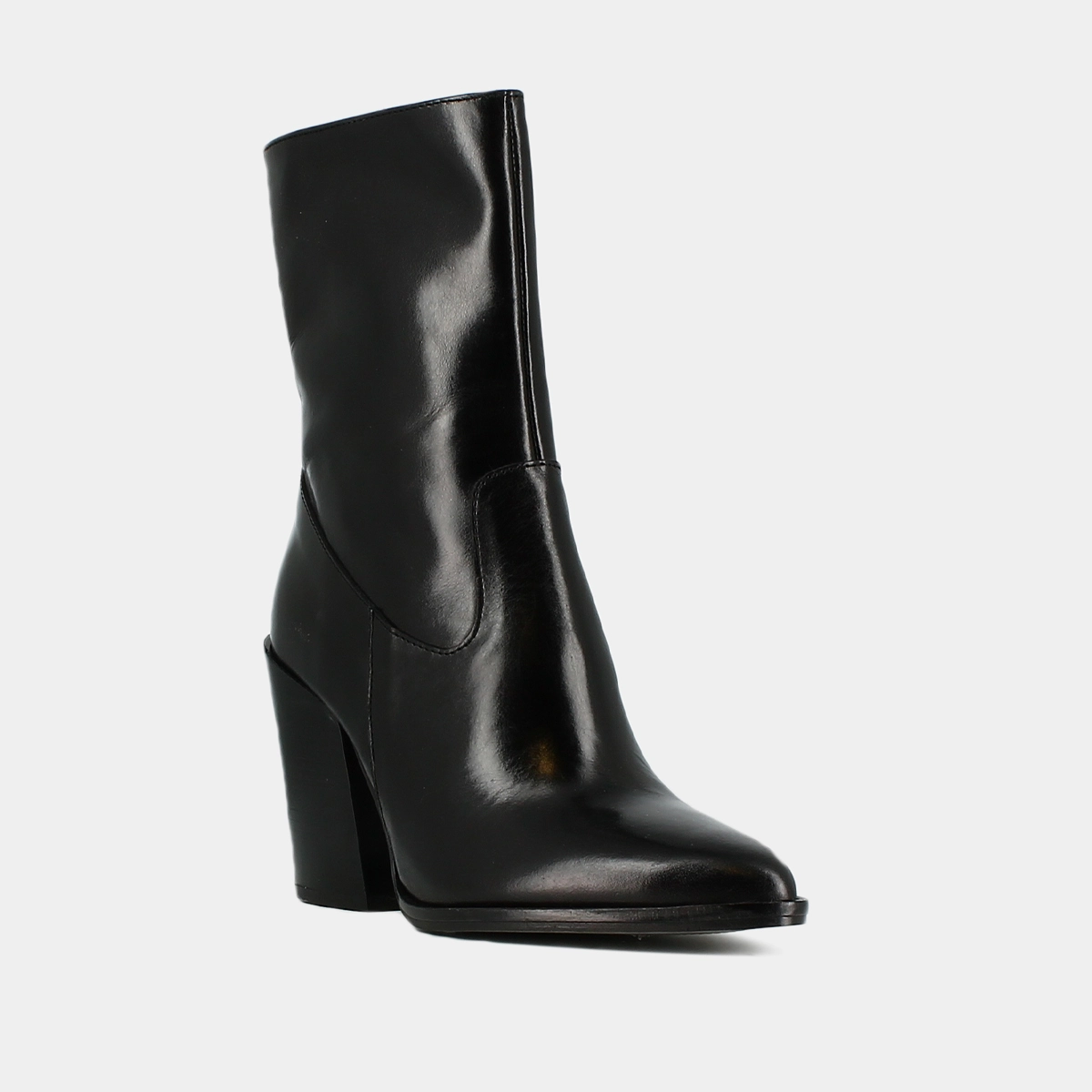Bottines à talons et bouts pointus en cuir noir | BUSTER | Jonak