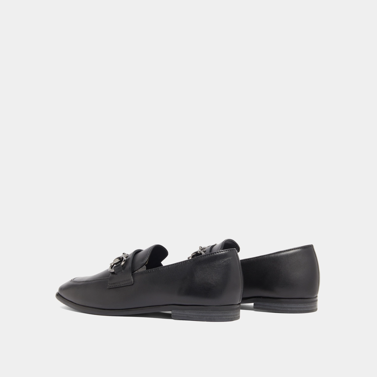 Mocassins &agrave; mors et bouts carr&eacute;s en cuir noir | AMELLE | Jonak