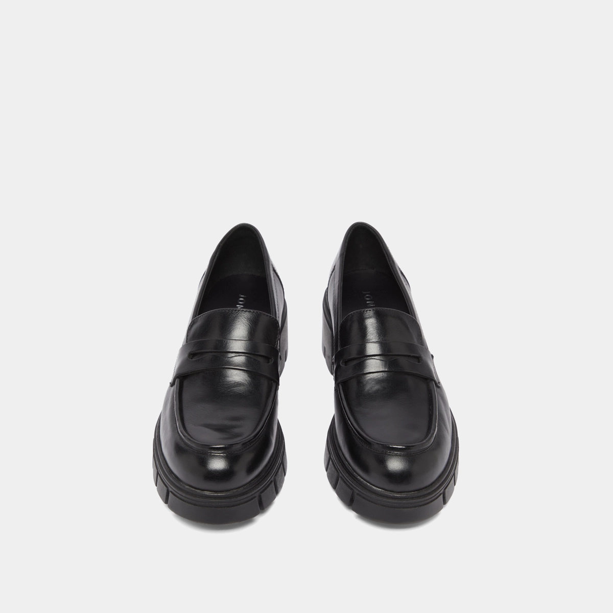 Mocassins &agrave; talons et semelles crant&eacute;es.... en cuir noir | ARON | Jonak
