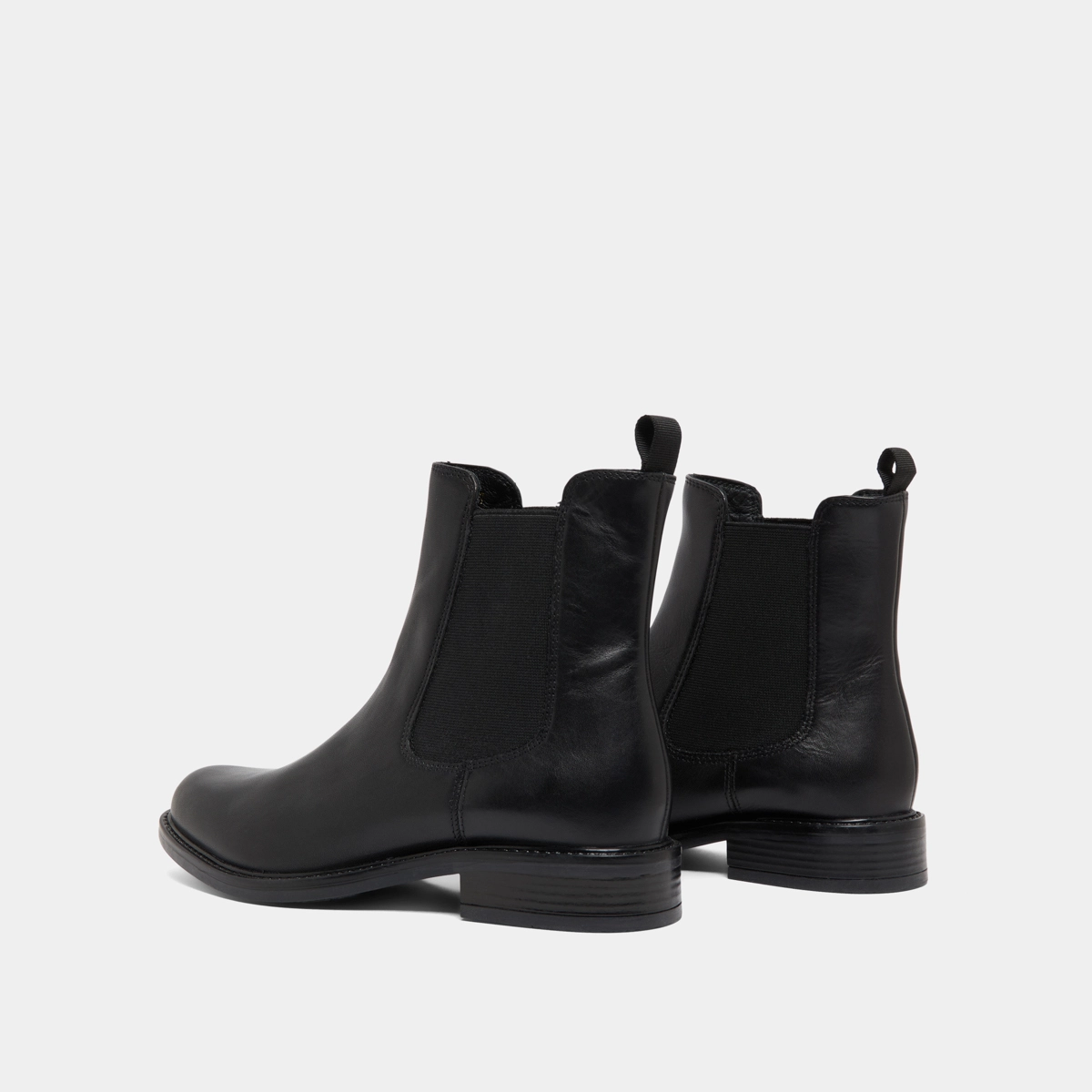 Bottines &agrave; bouts ronds en cuir noir | AUDRY | Jonak