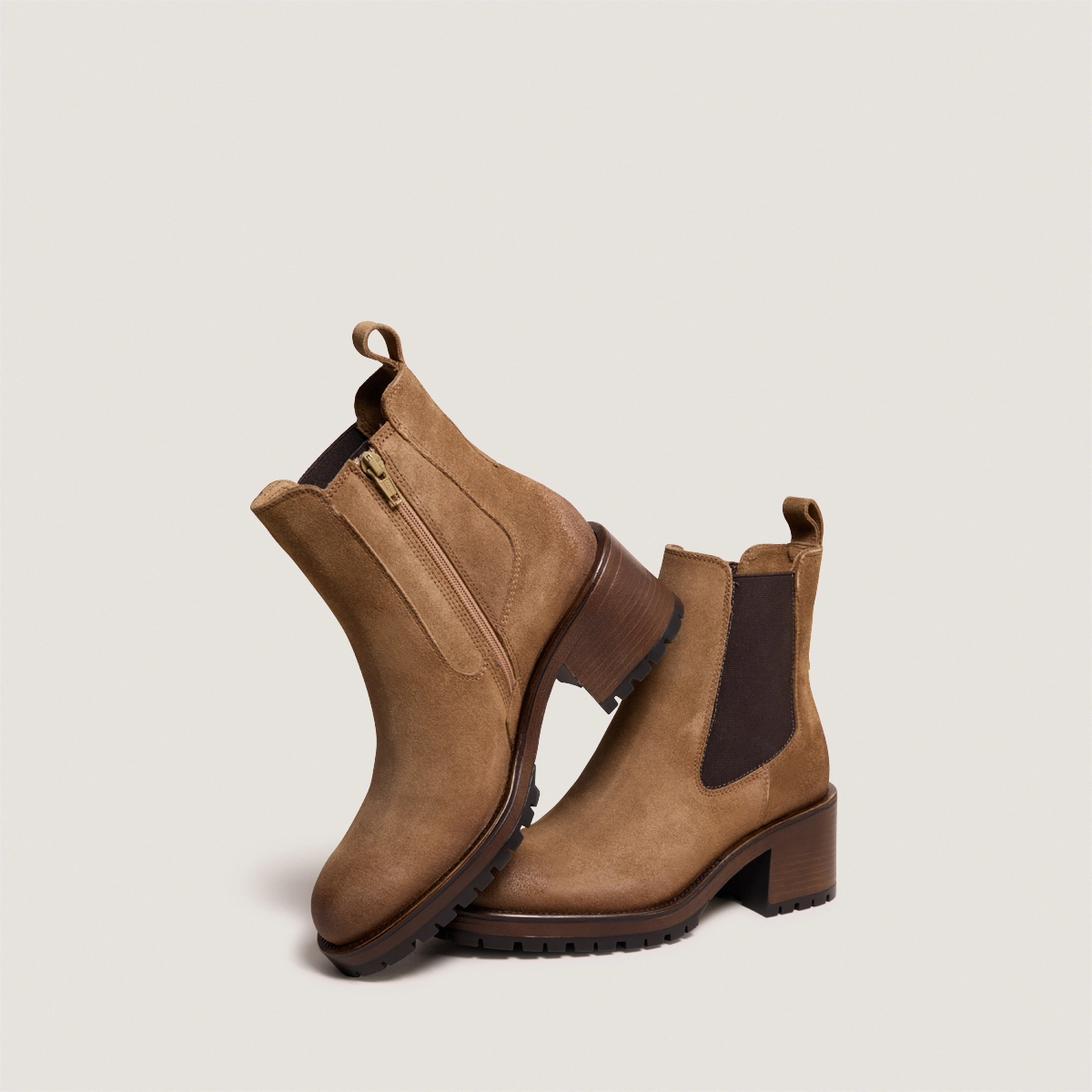 Boots à larges élastiques en croûte taupe | CECILE | Jonak