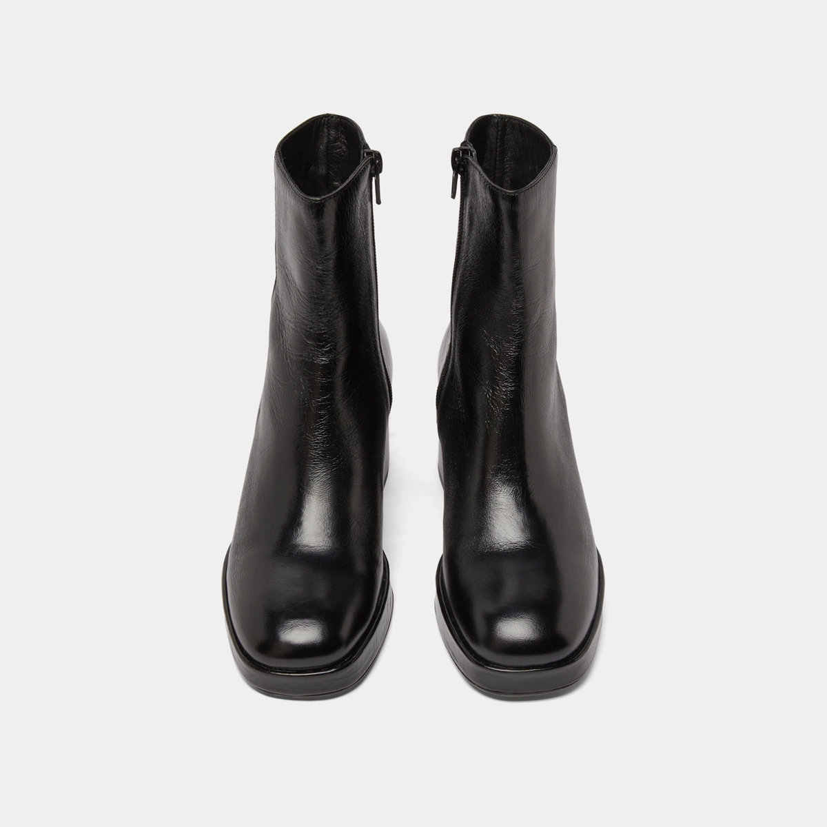 Bottines &agrave; bouts carr&eacute;s en cuir vieilli noir | VANVES | Jonak