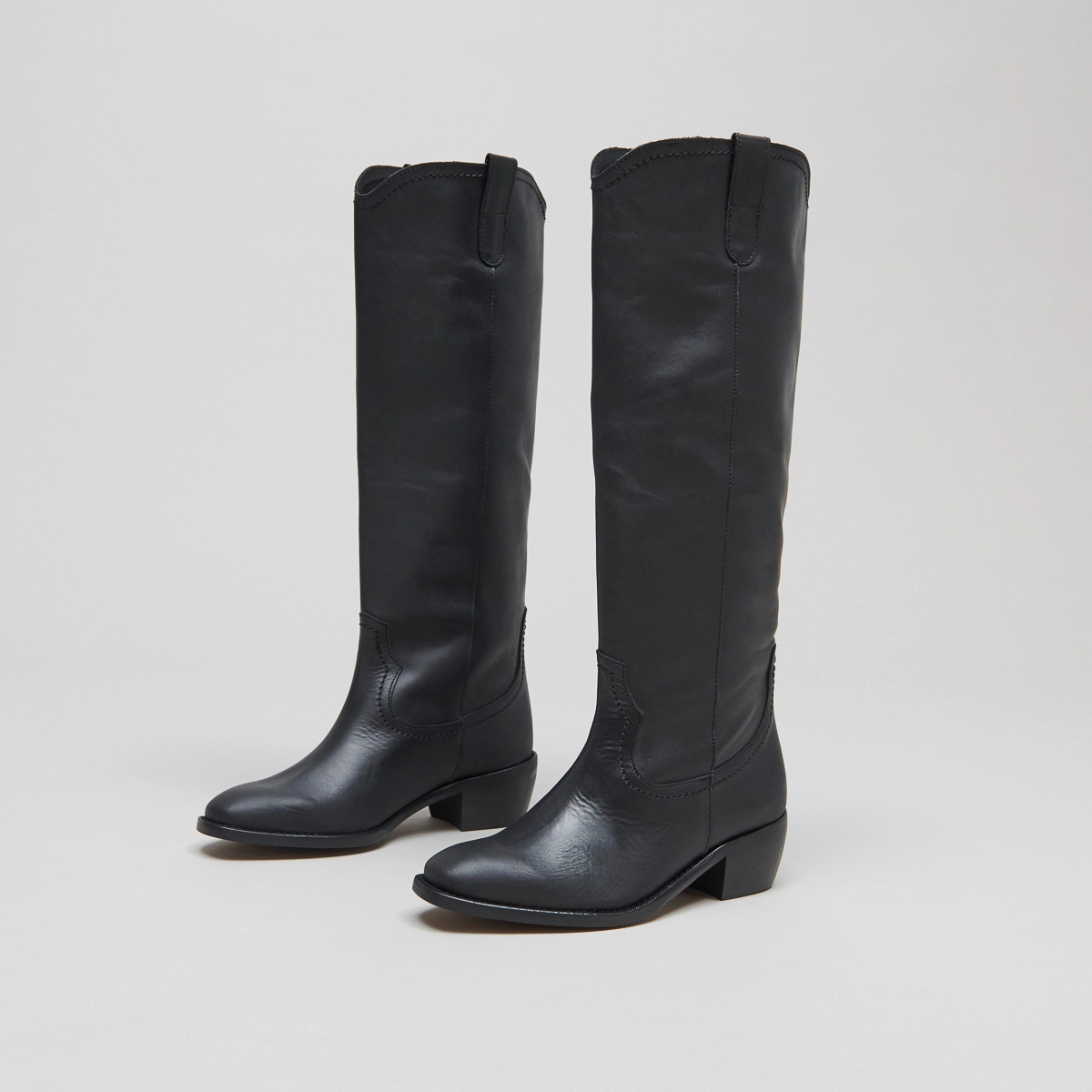 Bottes hautes &agrave; bouts ovales en cuir noir | MANHATTAN | Jonak