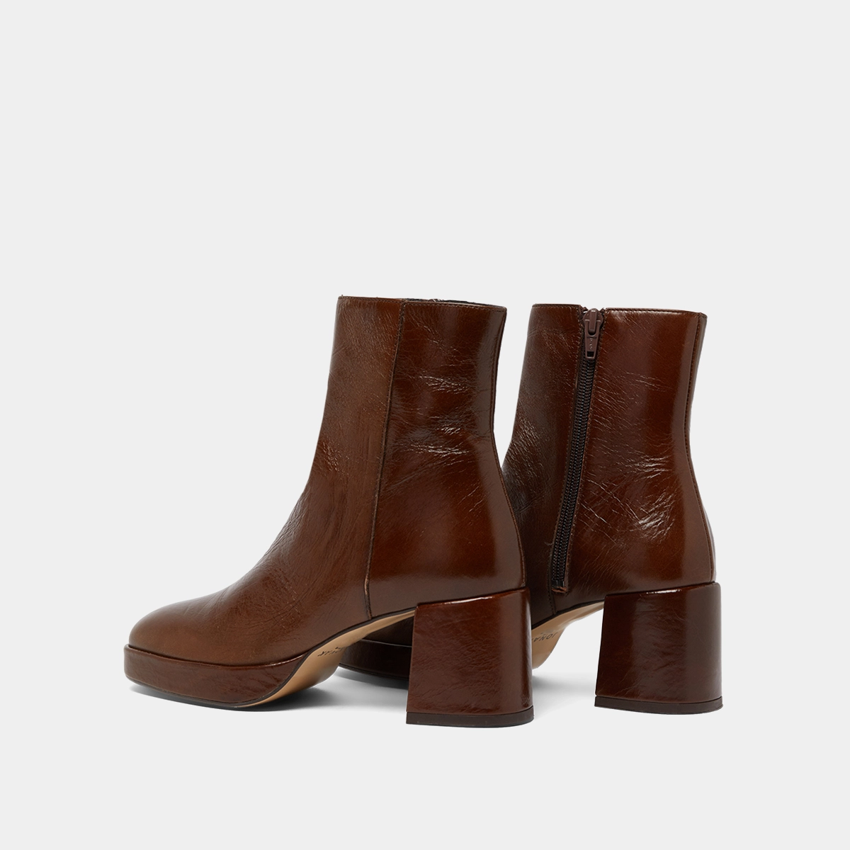 Bottines &agrave; bouts carr&eacute;s en cuir vieilli marron | VANVES | Jonak