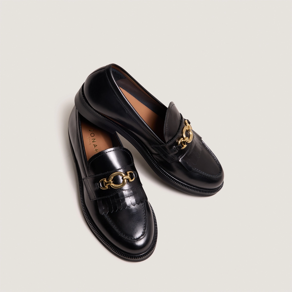 Mocassins à boucles dorées en cuir noir | DELPHES | Jonak