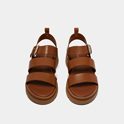 Sandales à plateformes et boucles en cuir cognac | PRIAME | Jonak