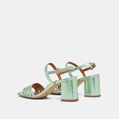 Sandales à bouts carrés et brides en cuir métallisé vert clair | VIVIENNE | Jonak